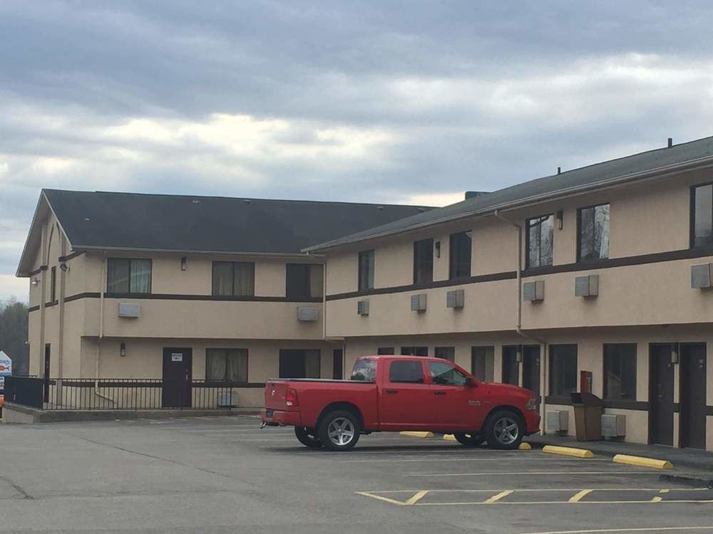 American Elite Inn Hazard Exterior photo