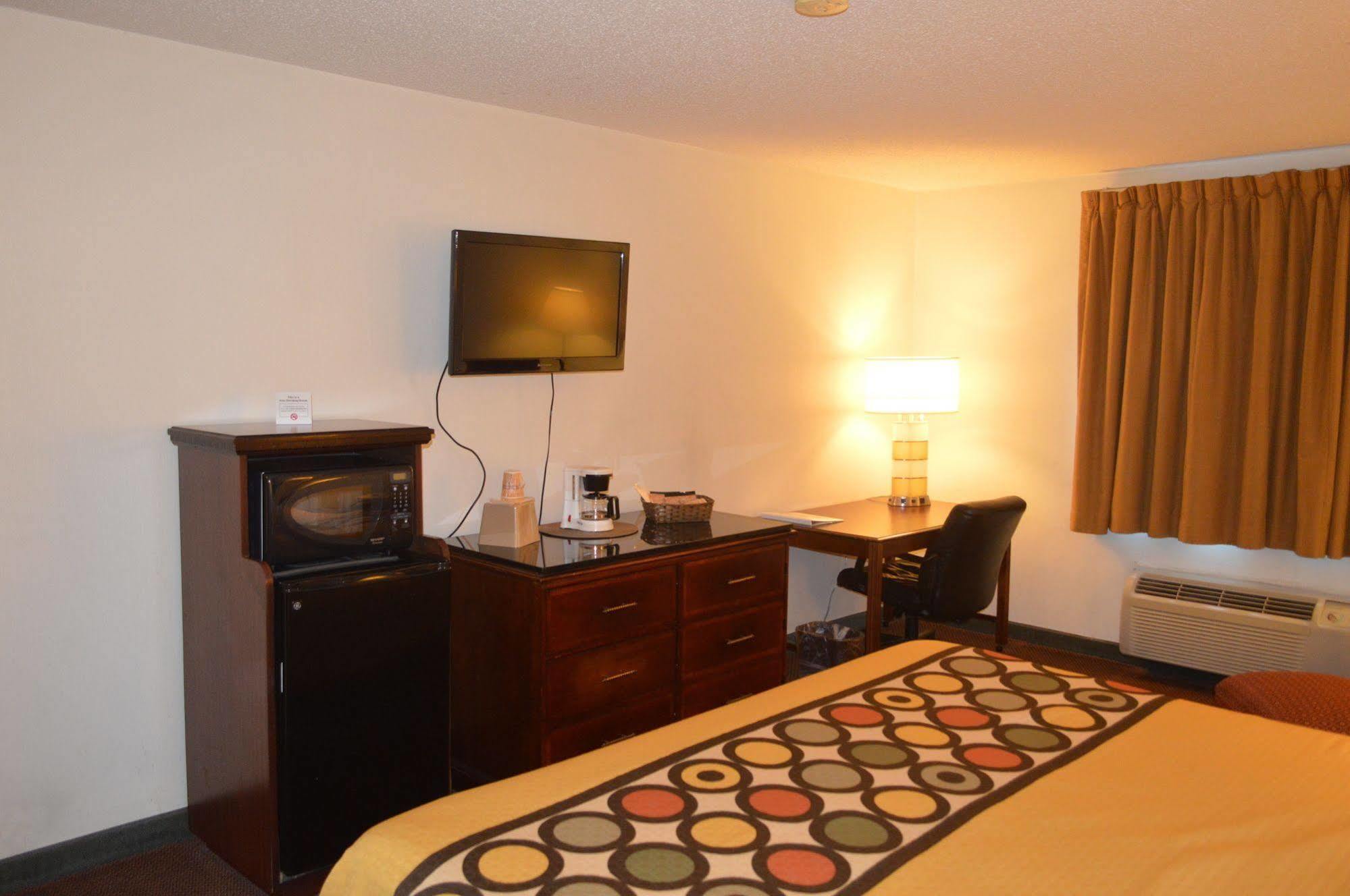 American Elite Inn Hazard Exterior photo